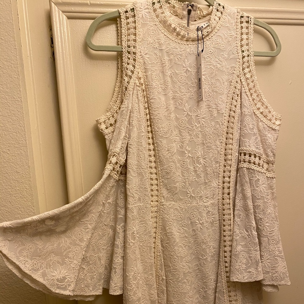 Alice and Olivia Enya Cold Shoulder Dress